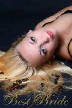 Julia , 36