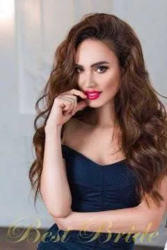 Olena , 40