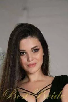 Karina, 26