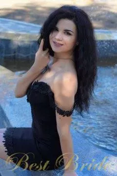 Elena, 31
