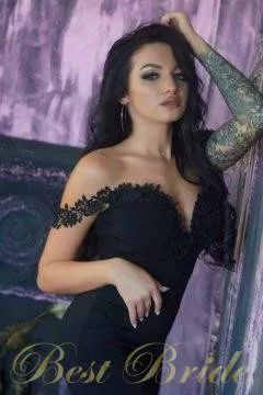 Olga, 27