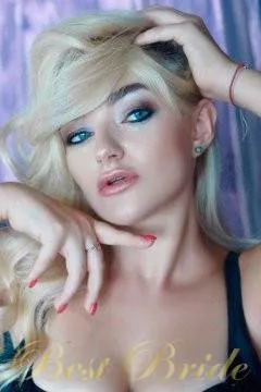 Anastasia, 27
