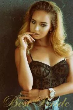 Anastasiia, 24
