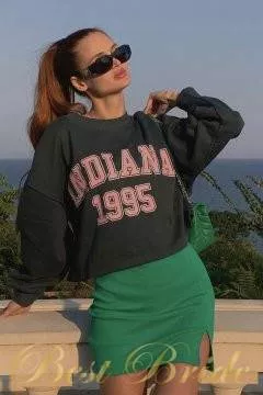 Ekaterina, 28