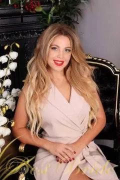 Irina, 28