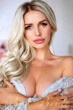 Yliana, 38