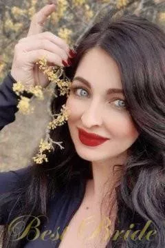 Olga, 38