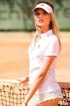 Antonina, 26