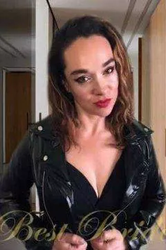 Tatyana, 43