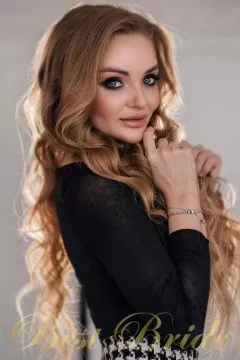 Svetlana, 40