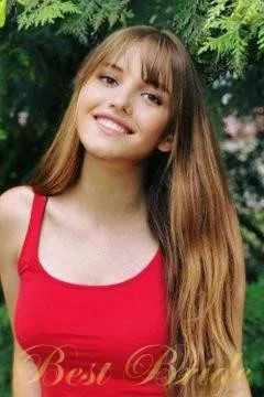 Svetlana, 24