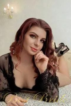 Elena, 29