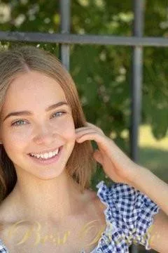 Sofiia, 22