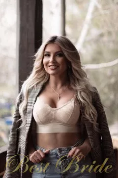 Ekaterina , 36
