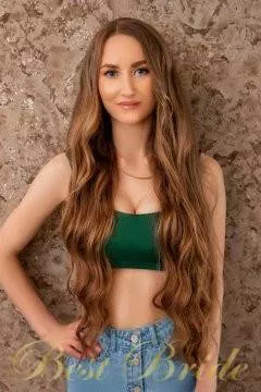 Natalia, 31