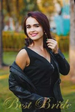 Inna, 33