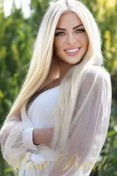 Alina, 30