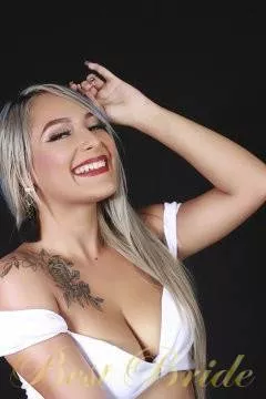 Edna, 26