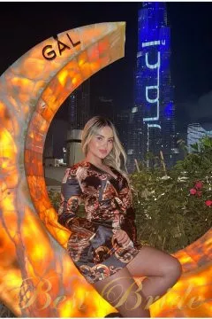 Michell, 36
