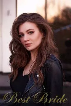 Anna, 31