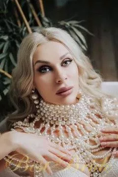 Irina, 46