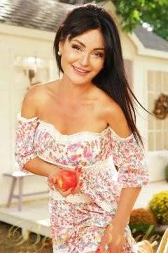 Natalia , 51