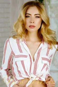 Anastasia, 26