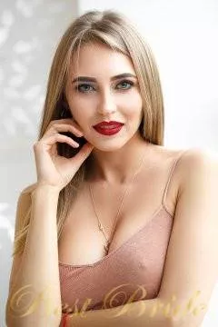 Irina, 32