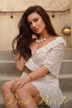 Ekaterina , 33