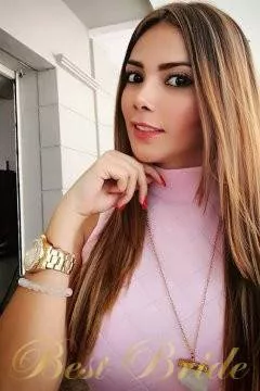 Paola, 40