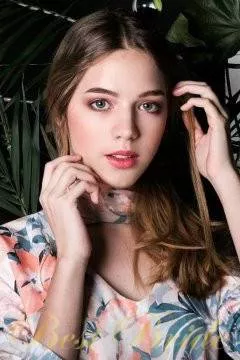 Yaroslava, 22