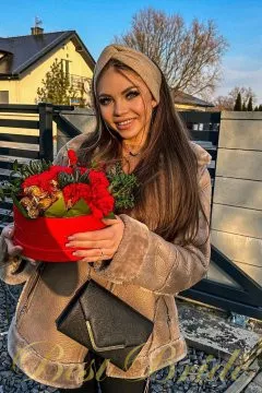 Sonya , 22