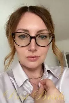 Tatiana, 39