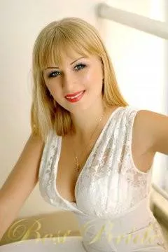Oksana, 37