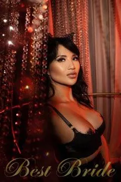 Yulia, 34