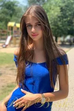 Elena, 24