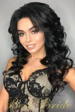 Natalia, 30