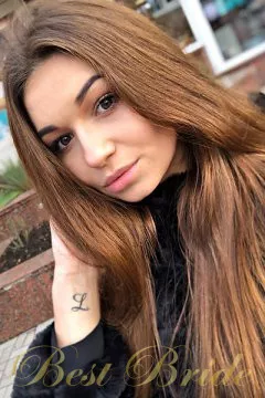 Alina, 25