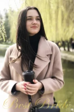 Zhanna , 25