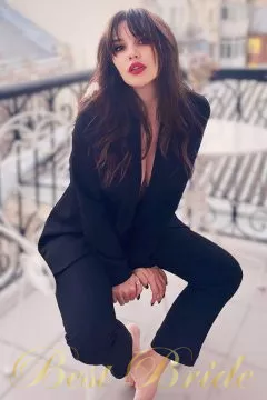  Alina, 31