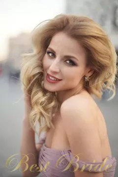 Irina , 39