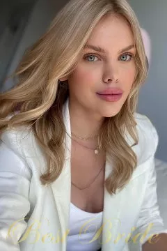 Anhelina, 24