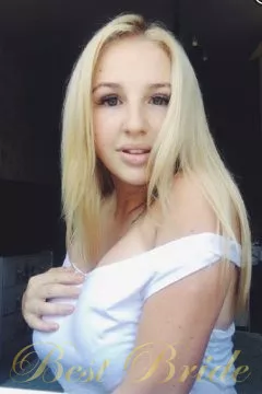 Ludmila, 28