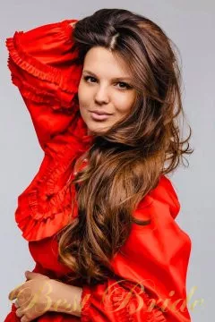 Alena, 35