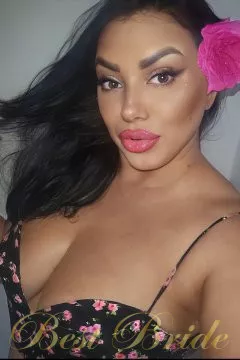 Milena, 43