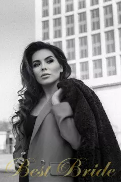 Olena, 38