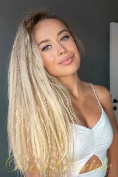 Victoria, 32