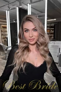 Nataliya, 29