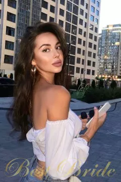 Diana, 33