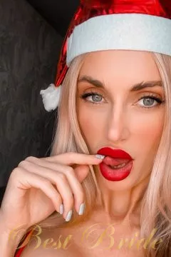 Olena, 35